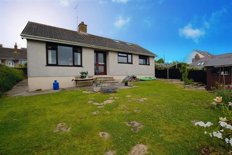 3 bedroom detached bungalow for sale, Grove Road, St Ishmaels