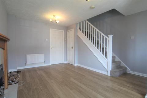 2 bedroom semi-detached house to rent, Cornhampton Close, Redditch, B97 6SL
