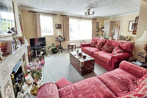 undefined, ROLVENDEN