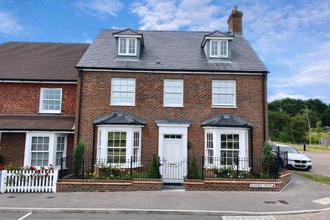 5 bedroom house for sale, Burgess Drive, Tenterden