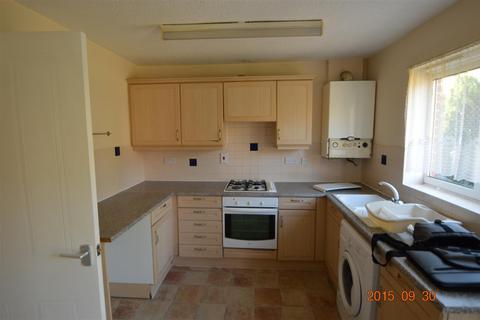 3 bedroom house to rent, Warde Street, Manchester M15