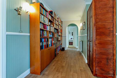 Brook House Chapel Hill, Clayton, Doncaster, DN5 7DF