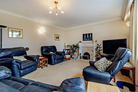 Brook House Chapel Hill, Clayton, Doncaster, DN5 7DF