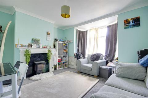 2 bedroom maisonette for sale, 91, Chase Side, Enfield