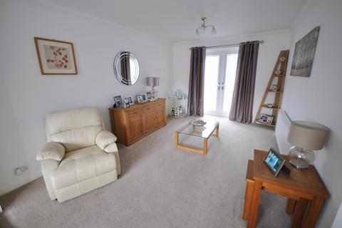 4 Kings Close, Hatfield, Doncaster, DN7 6QY