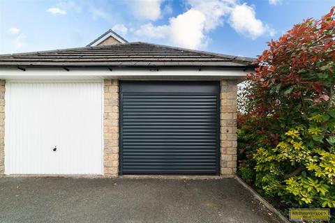 1 Begonia View, Lower Darwen, Darwen, BB3 0TD