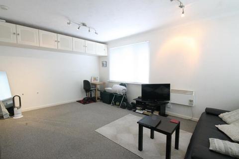 Studio for sale, LEATHERHEAD