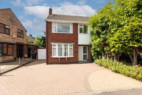 3 bedroom semi-detached house for sale, Harrow Road, Whitnash