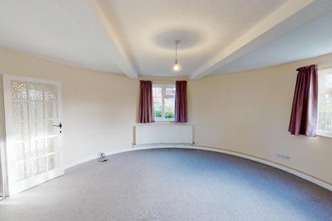 3 bedroom detached house to rent, Wormdale Hill Newington Sittingbourne Kent