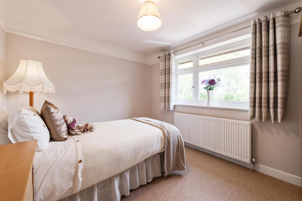 104 Widney Manor Road, Solihull, B91 3 JJ 17.jpg