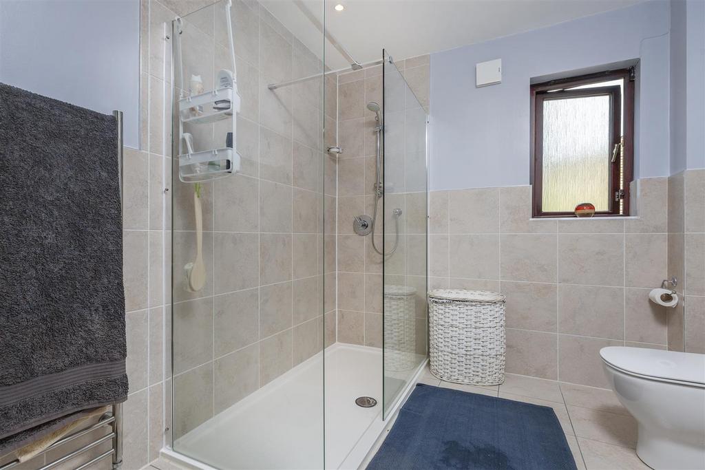 En Suite Shower Room