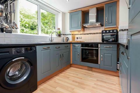 2 bedroom property for sale, Wentworth Court, 200 Lichfield Road, Four Oaks