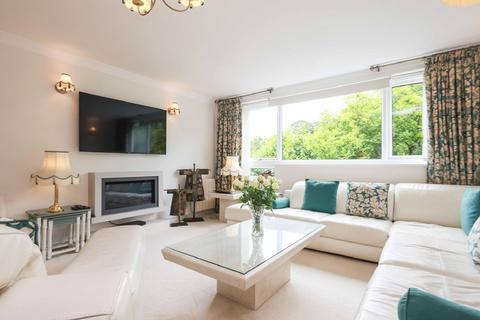 2 bedroom flat for sale, Wentworth Court, 200 Lichfield Road, Four Oaks