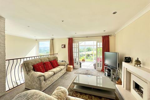 4 bedroom detached house for sale, Chantry Close, Disley, Stockport