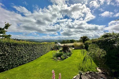 4 bedroom detached house for sale, Chantry Close, Disley, Stockport