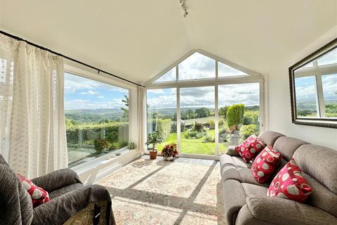 11 Chantry Close, Disley, Stockport, SK12 2DP