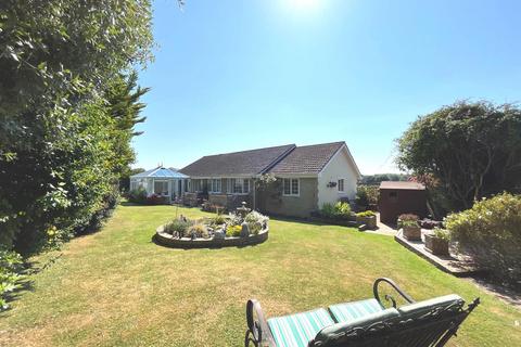 4 bedroom detached bungalow for sale, Linstone Drive, Norton, Yarmouth