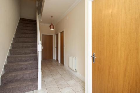 5 bedroom townhouse to rent, Caxton View, Ripon