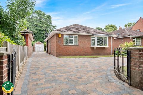 2 bedroom bungalow for sale, Thorne Road, Wheatley Hills, Doncaster
