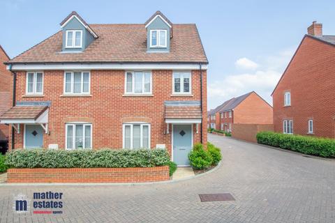 3 bedroom semi-detached house for sale, Milk Churn Way, Woolmer Green, Knebworth