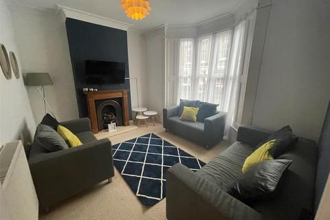 4 bedroom terraced house to rent, St Johns Street, York