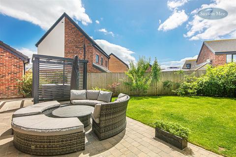 5 bedroom detached house for sale, Derwent Chase, Waverley, Rotherham