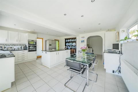 Gwent House Lake Lane, Barnham, Bognor Regis, PO22 0AD