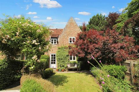 3 bedroom end of terrace house for sale, The Maltings, Aylsham