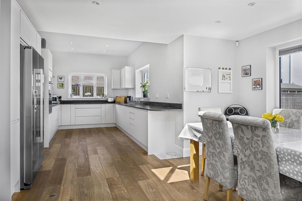 Open Plan Kitchen Dining Room
