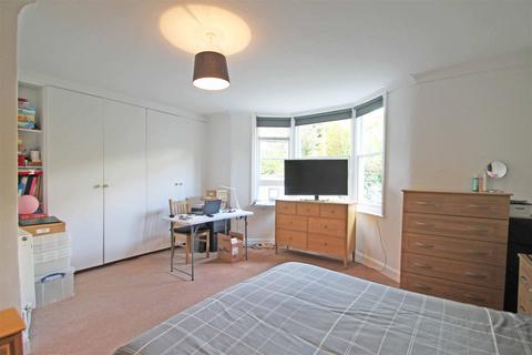 2 bedroom flat for sale, Medina Villas, Hove