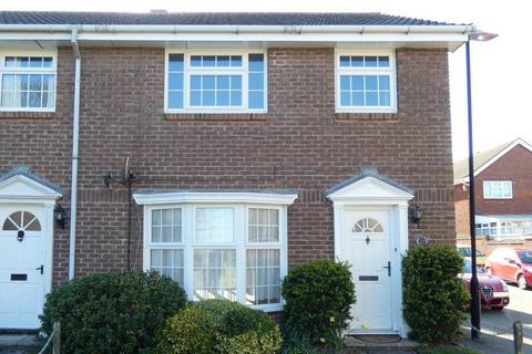 2 bedroom house to rent, St Vincents Place, East Sussex BN20
