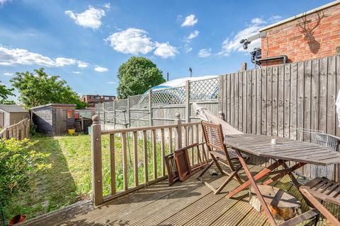 16 Mason Way, Waltham Abbey, EN9 3ET
