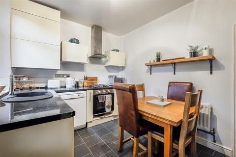 2 bedroom semi-detached house for sale, Wyvern Terrace, Halifax