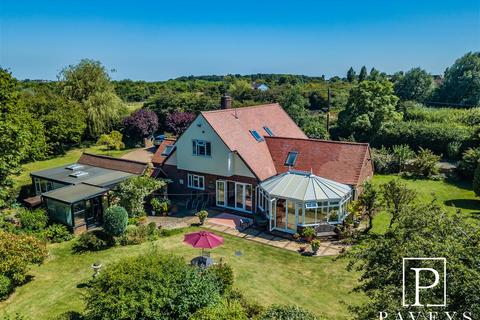 4 bedroom detached house for sale, Prospect Park, Great Holland, Frinton-On-Sea