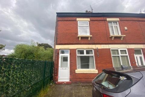 2 bedroom terraced house to rent, 38 James Street, Sale Moor