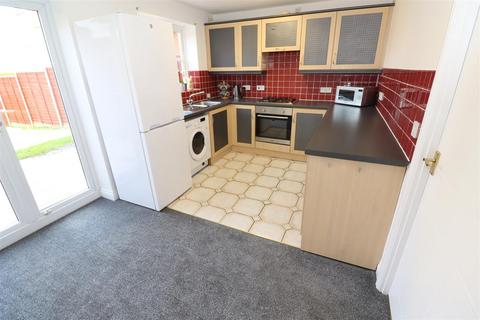 20 Aintree Drive, Rushden, NN10 0YS