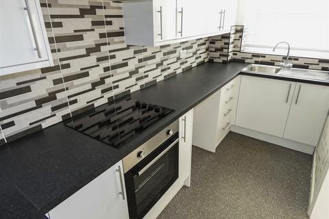 1 bedroom apartment to rent, York Road, Littlehampton BN17