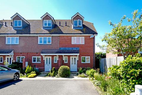 3 bedroom townhouse for sale, Fellows Gardens, Arundel BN18