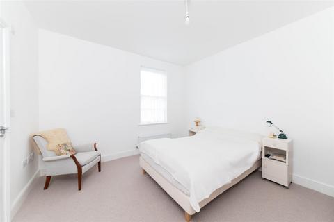 2 bedroom apartment for sale, Rose Drive, Woodstock OX20