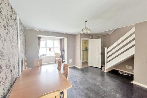 4 bedroom semi-detached house for sale, Coombes Way, North Common, Bristol