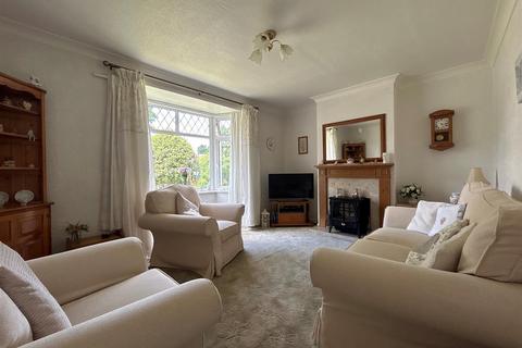 61 Clent Road, Oldbury, B68 9ES