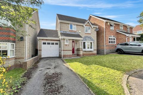 3 bedroom detached house for sale, Headington Close, Hanham, Bristol