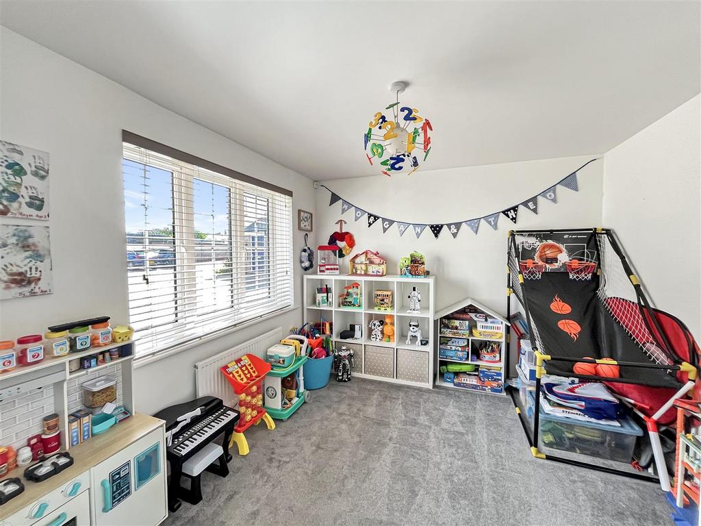 Dining Room/Playroom