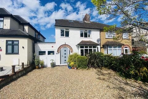 4 bedroom semi-detached house for sale, Little Bushey Lane, Bushey WD23