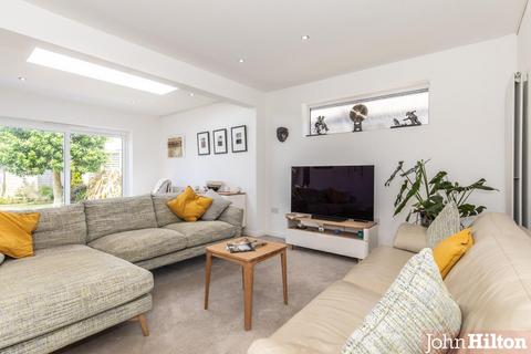 99 Saltdean Vale, Saltdean, Brighton, BN2 8HE