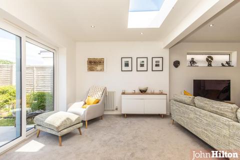 99 Saltdean Vale, Saltdean, Brighton, BN2 8HE