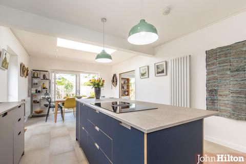 99 Saltdean Vale, Saltdean, Brighton, BN2 8HE