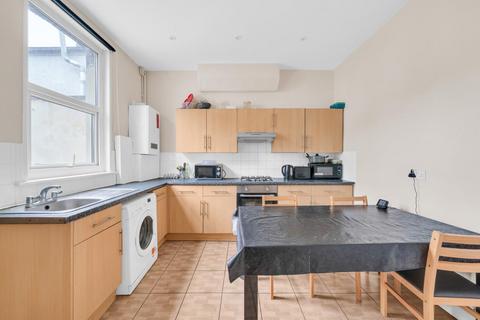 3 bedroom end of terrace house for sale, Elswick Road, London