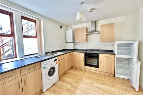 2 bedroom flat to rent, Mill Street, Padiham, Burnley