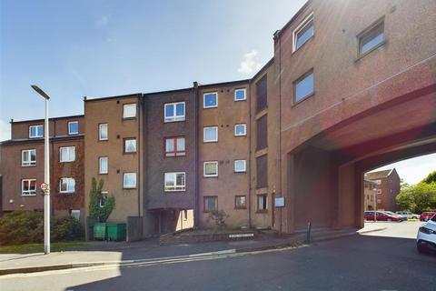 1 Black Watch Close, Perth, PH1 5TN